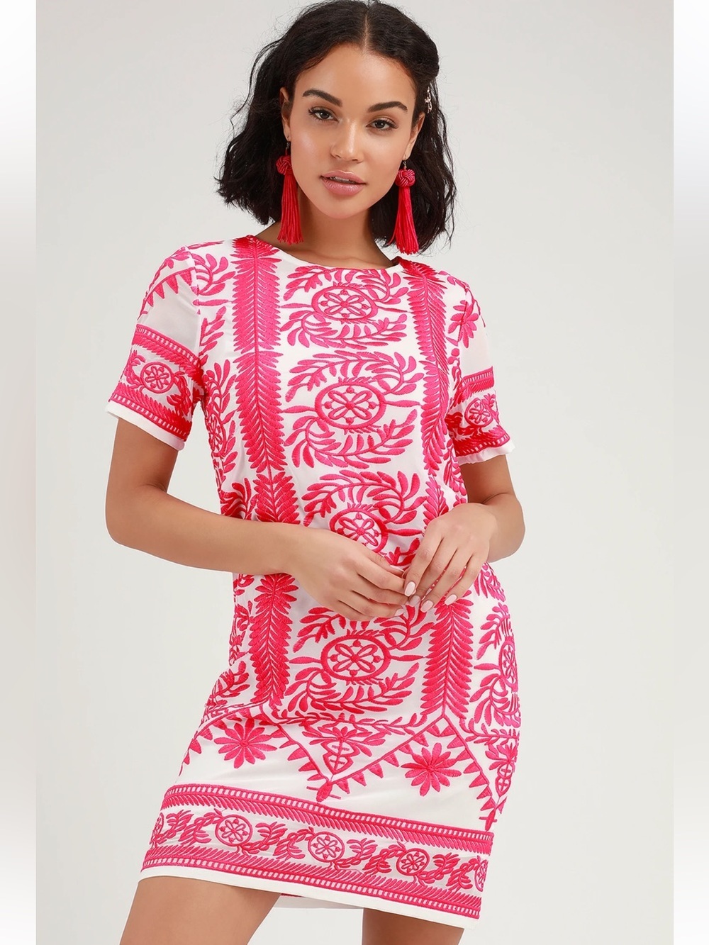 Lulu's White Shift Dress Pink Embroidered Floral Geometric Short Sleeve Mini